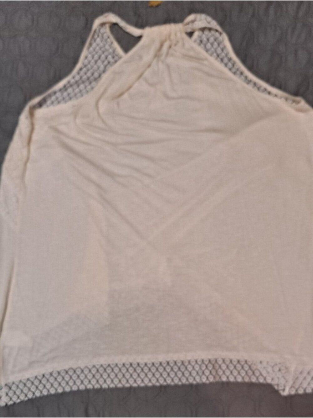 Tank Top Size XL - Picture 2 of 2